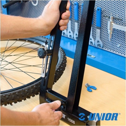 Centrownica UNR-1688 d/kół -zdjęcie numer 2