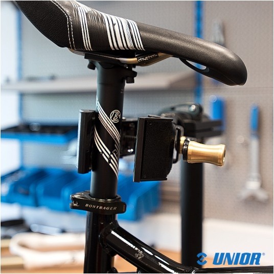 Szczęki UNR-1693.1Q d/Stojaków;z/Mech.QC-QR -zdjęcie numer 2