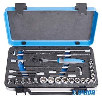 Zestaw kluczy nasad. UNR-239D 30el.